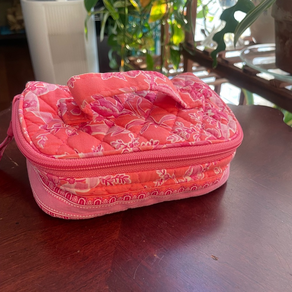 Vera Bradley Small Cosmetic Makeup Toiletries jewelry Zip Pouch Travel